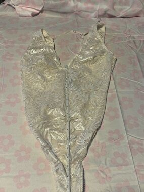 Victoria's Secret Ivory Lace Shimmer Bodysuit